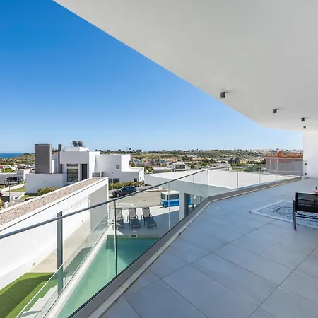 Dominica * Αλμπουφέιρα